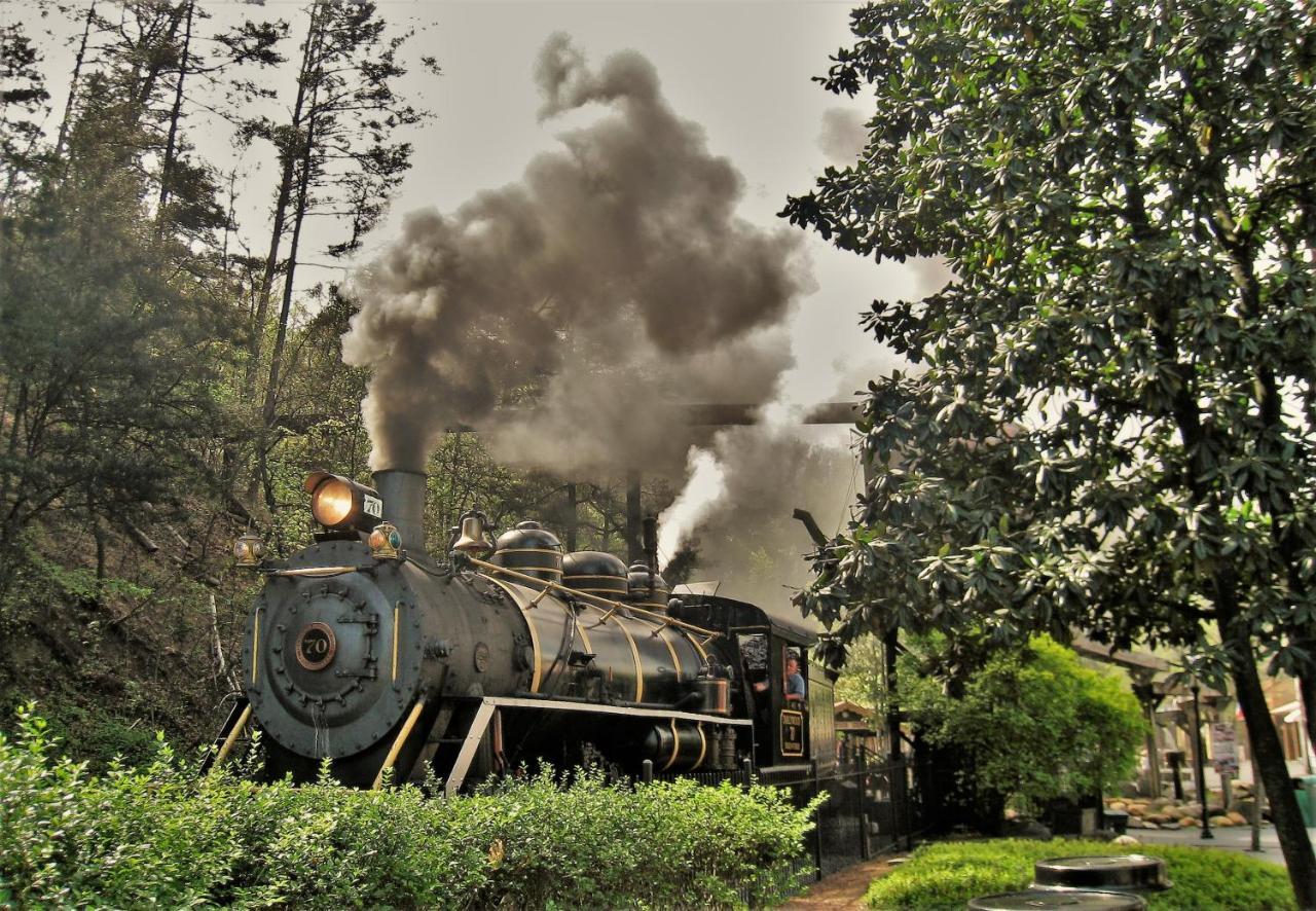Highland Dream, Hot Tub, 1089 Free Tickets Each Paid Day, Dollywood And More Sevierville Luaran gambar